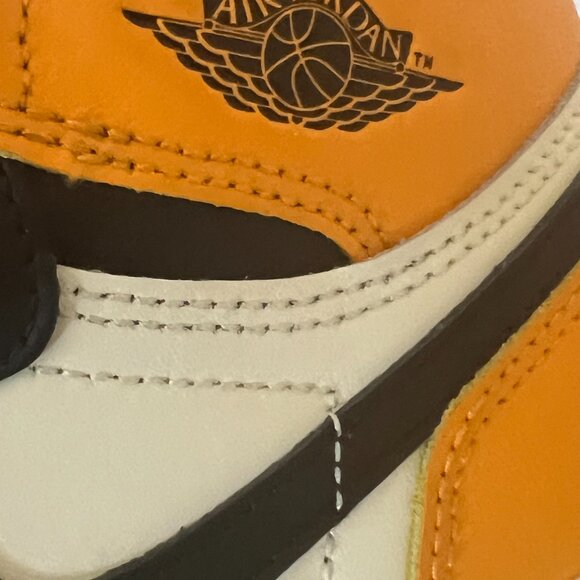 Nike Jordan 1 Retro High OG (PS)) - Picture 12 of 14